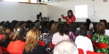 Entrega de créditos a emprendedoras misioneras