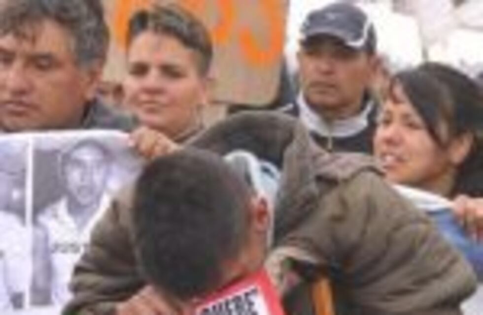 Piden perpetua para policías por gatillo fácil