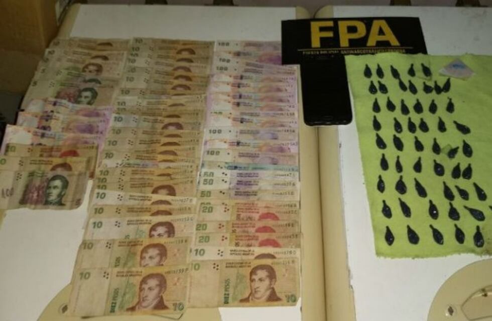 Desbaratan un punto de venta de cocaína en Villa Allende