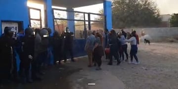 Disturbios en la Alcaidía La Rioja (Tiempo Popular)