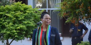 Patience Phumelele Gwala, embajadora de Sudáfrica, visitó San Juan\u002E