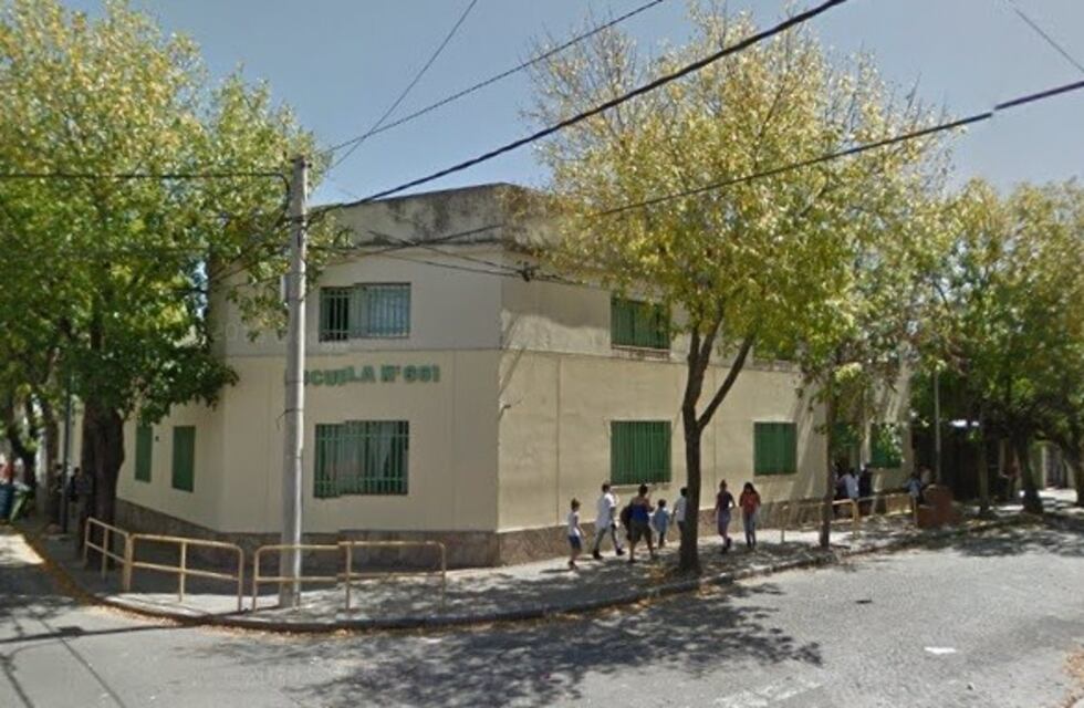 Ladrones se llevaron electrodomésticos y dinero para la compra de útiles de una escuela en zona noroeste