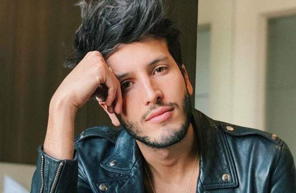 Luego del video filtrado, Sebastián Yatra le dedicó un mensaje a Rauw Alejandro y Camilo en sus redes
