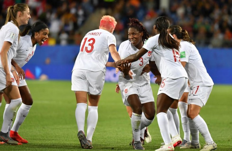 Canadá venció a Camerún en su presentación en el Grupo E