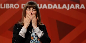 La escritora argentina Perla Suez