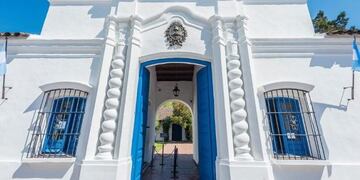 El Frente de la Casa Histórica en el año del Bicentenario\u002E