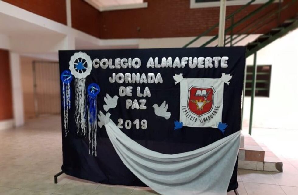 Se realizan la VIII Jornada por la Paz en el colegio Almafuerte