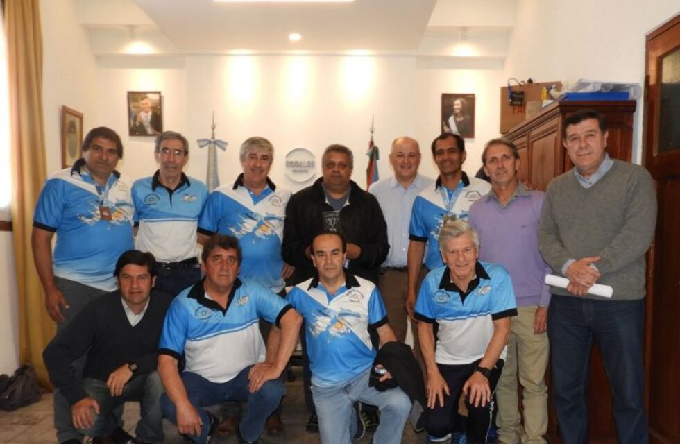 El intendente recibió a los veteranos que compitieron las Olimpíadas de Córdoba