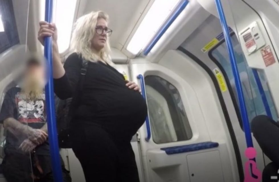 Video viral: el drama de viajar en subte para una embarazada