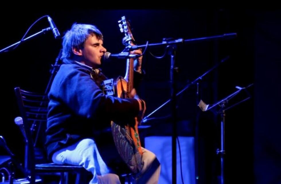 Cielo Razzo al frente de un gran recital solidario para ayudar a Marcelo Moyano, el cantor de la peatonal