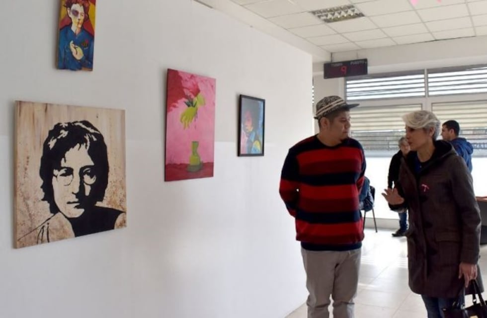Guillermo Espinosa expone sus obras
