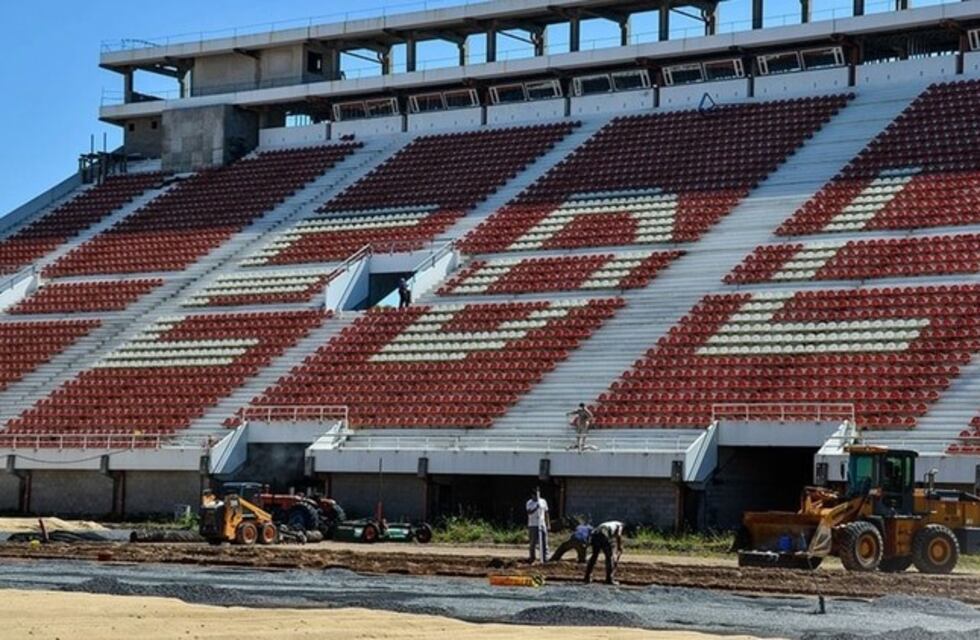 La Plata: Estudiantes firmó contratos por la iluminación y el techado del nuevo estadio
