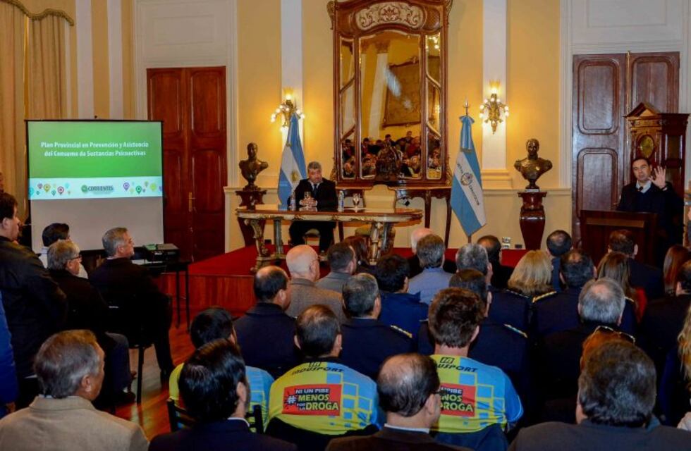 Valdés presentó el plan de lucha contra las adicciones