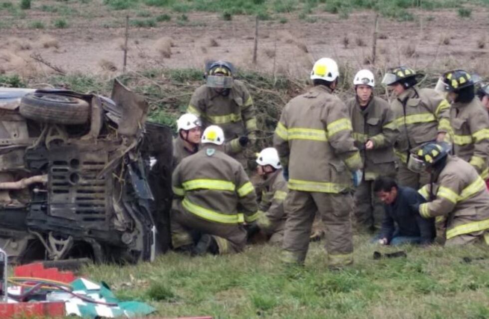 Un muerto y varios heridos en un accidente a metros del ingreso a Tierra de Sueños 2