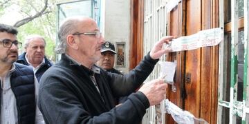 Vergara ingresando a la sede de la Uocra en La Plata\u002E