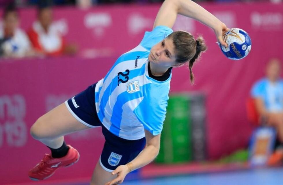 El seleccionado femenino de handball cayó ante el local Japón en su debut mundialista