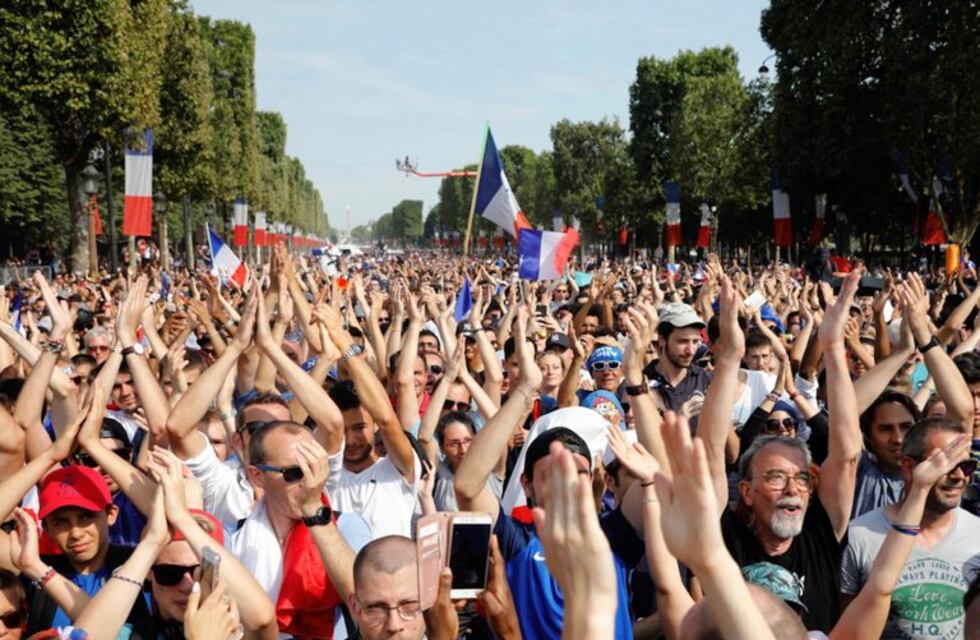 Francia festejó en París con la Copa del Mundo