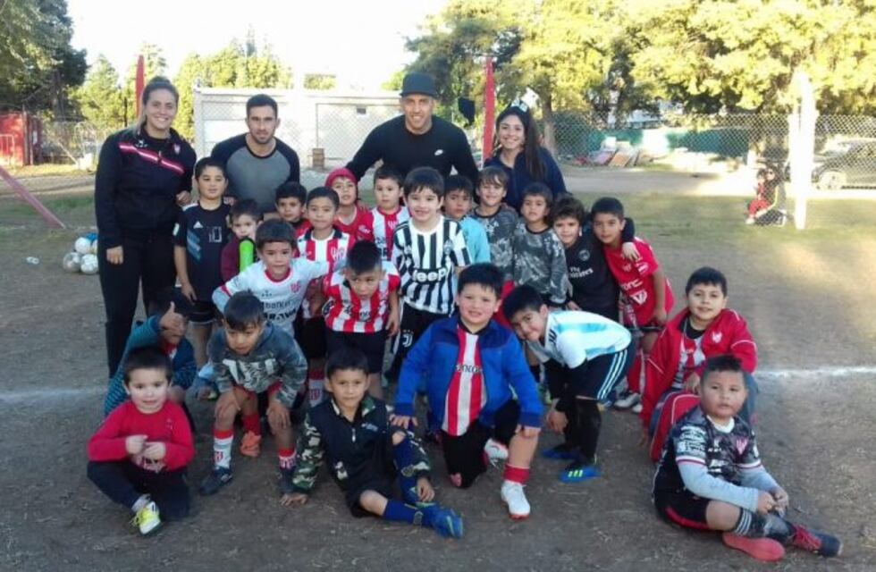 Wanchope Ábila en La Agustina; puro sentimiento Albirrojo
