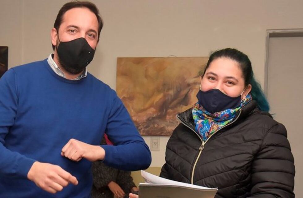 La Municipalidad de Santa Rosa entregó 20 créditos a microemprendedores