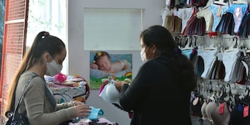 Ojeda eliminó la restricción para salir a comprar según la terminación del DNI