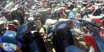 El jefe de Seguridad del corralón denunció que desaparecieron dos motos: la ahora recuperada y una Honda Titán\u002E