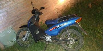 Recuperan moto sustraída\u002E