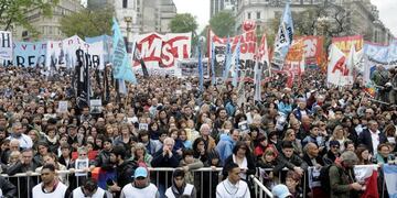 Incidentes durante la parcha por Santiago Maldonado\u002E (DYN)