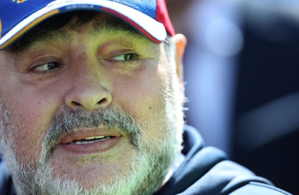 Maradona ya tiene en su cabeza al 9 que quiere para Gimnasia