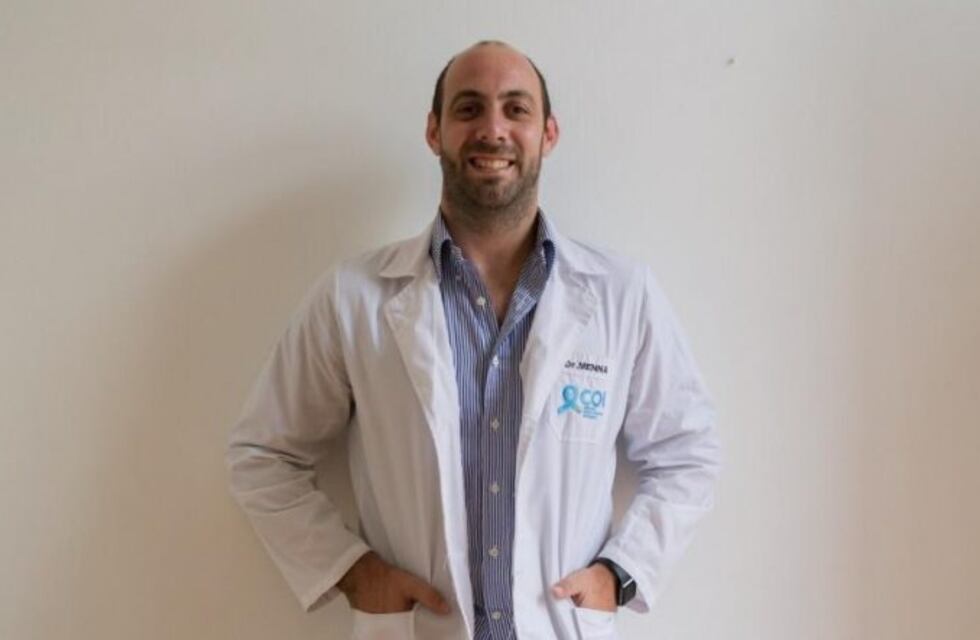 Dr. Menna: "La prevención y la detección precoz son fundamentales contra el cáncer de mama"