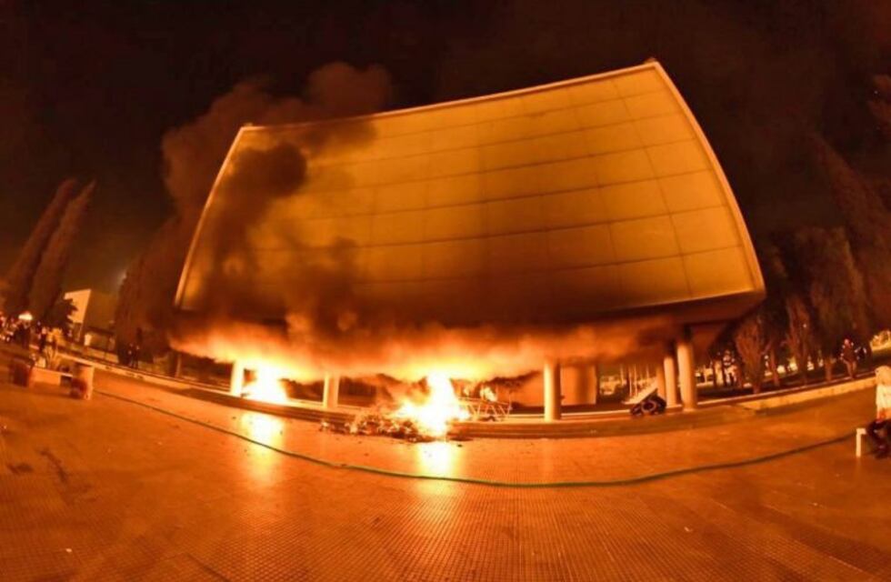 Continúan los trabajos de recuperación de la Legisltura