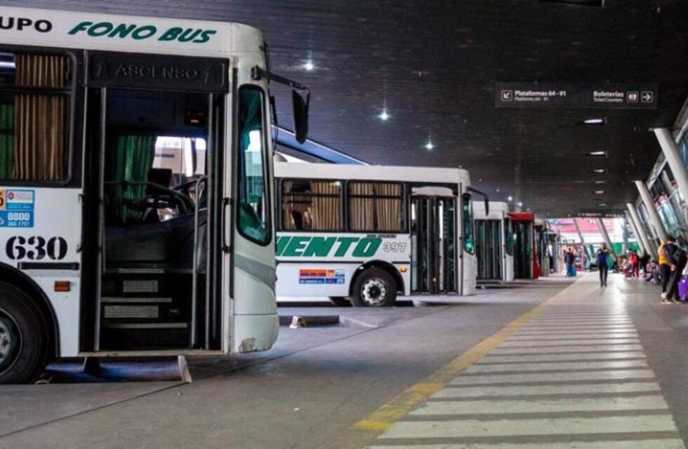Aoita endurece su postura en el paro de interurbanos
