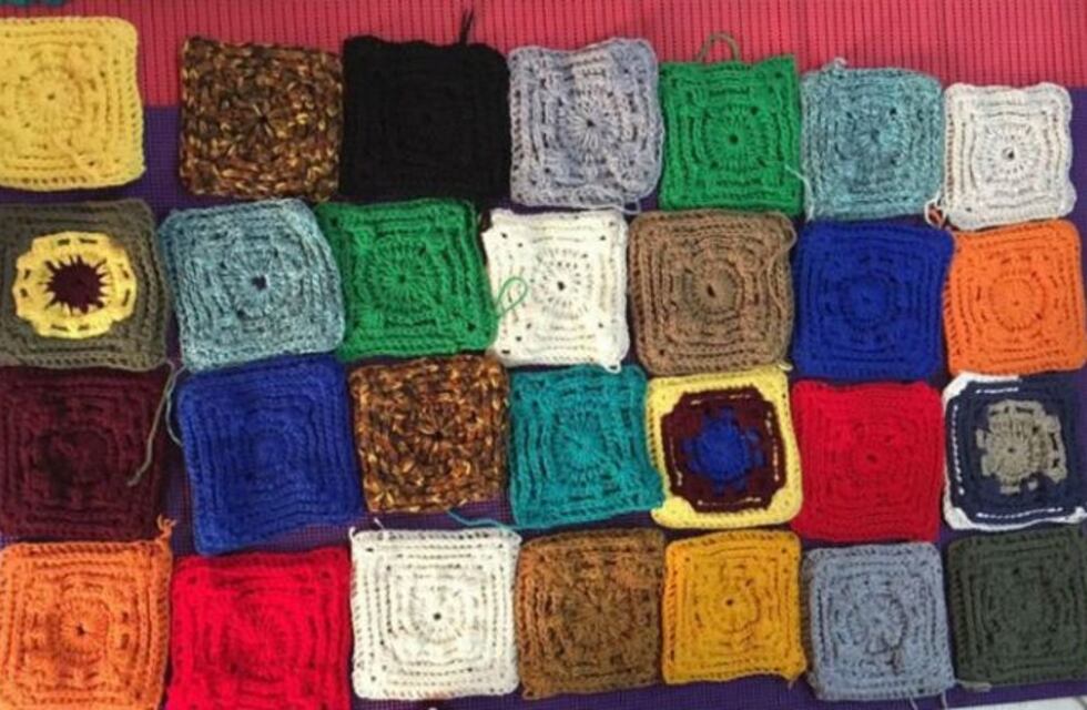 Maratón solidaria de tejido en Jesús María