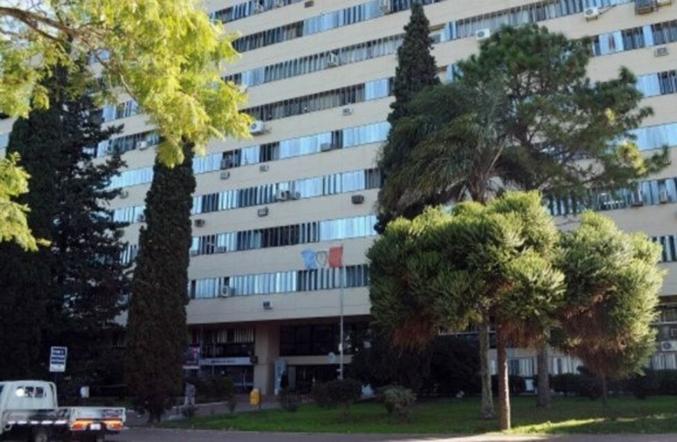 Reemplazos truchos: confirman prisión preventiva a la secretaria de un colegio