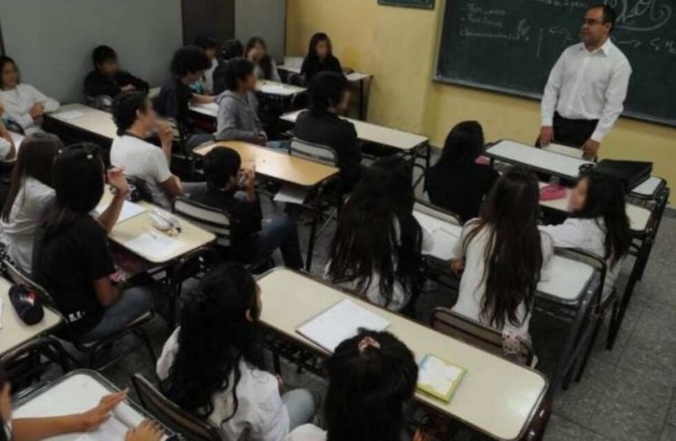 UDA pide $2500 por cargo remunerativos