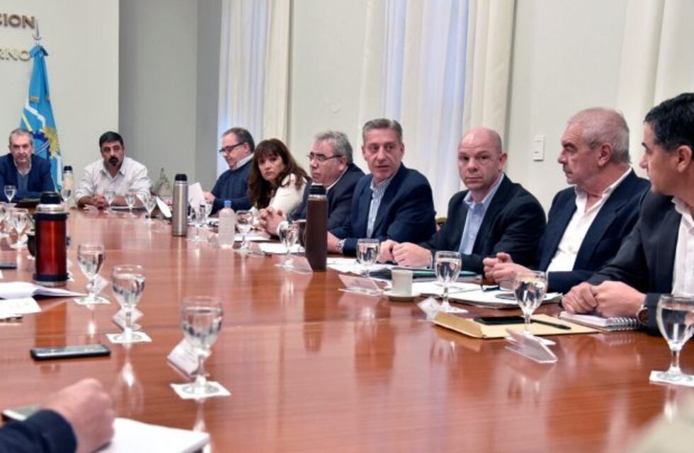 Provincia reclama a Nación los terrenos que ocupa la Armada