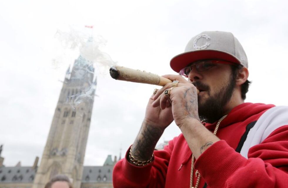 Canadá será el primer país industrializado en legalizar la marihuana