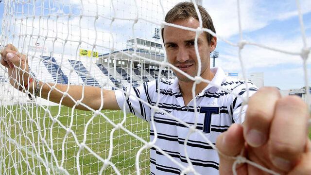 En Albiazul. Gonzalo Klusener y sus goles, en el ascenso inolvidable de Talleres. (Foto: José Hernández).
