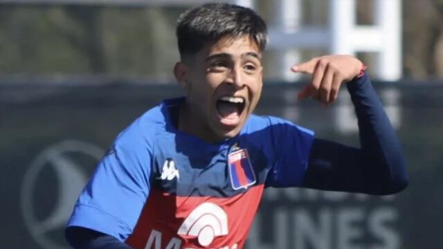 Matías Espíndola, sobrino de Riquelme, marcó un golazo en la reserva de Tigre.