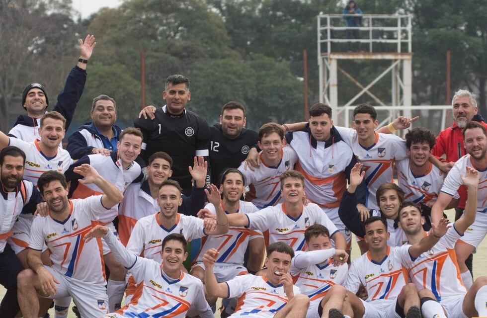 Hockey: con puntaltenses en el plantel, Bahía logró el ascenso y mañana va por el título