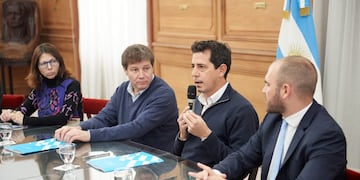 Melella firmó con Nación el contrato para el financiamiento del Fideicomiso para el Desarrollo Austral