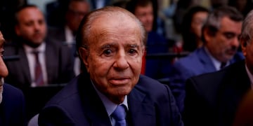 Explosiones en la Fábrica Militar: Menem “imposibilitado” de asistir al debate del juicio