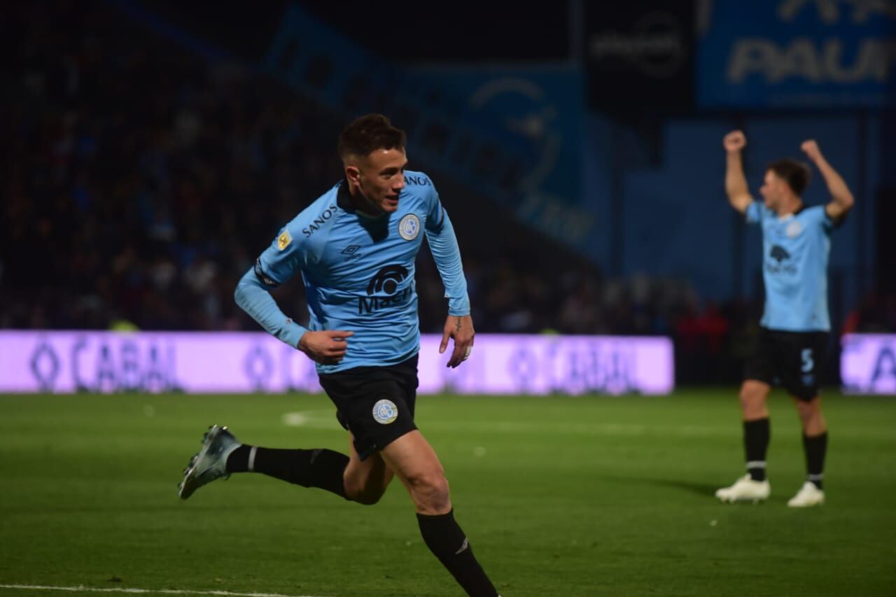 Belgrano en su partido ante Banfield, por la cuarta fecha del Clausura. (Nicolás Bravo / La Voz).