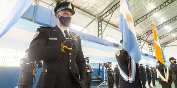 En el acto estuvo Gustavo Melella junto a la vicegobernadora Mónica Urquiza.