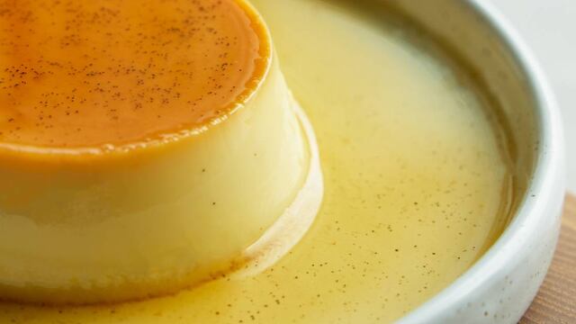Para el postre, flan casero: paso a paso de esta tradicional receta que no puede faltar en la mesa. (Foto: unsplash)