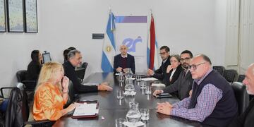 El gobierno provincial ofreció un 14% de aumento en 3 tramos a los estatales.