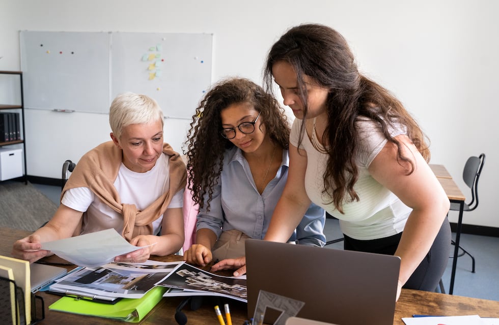 Mujeres y empleo: cuáles son sus preferencias y qué priorizan en el mercado laboral actual