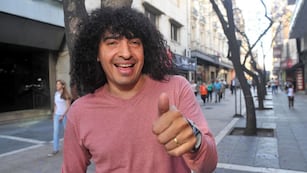 Turco Oliva destacó el trabajo de un grupo de pequeños artistas en Córdoba (Foto: Sergio Cejas)