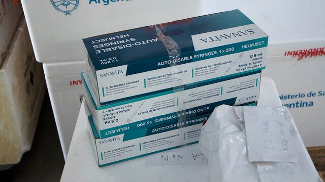 Vacuna AstraZeneca 
Foto: Orlando Pelichotti  / Los Andes