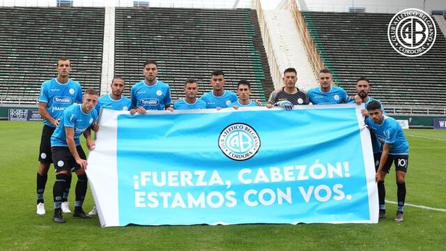 El plantel Celeste, con Hernán Bernardello.