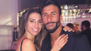 Cinthia Fernández y Roberto Castillo oficializaron en redes. Gentileza Instagram.